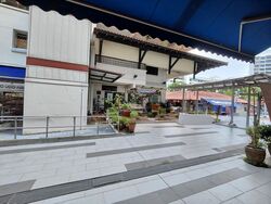 Bedok Reservoir Road (D16), Shop House #625899401